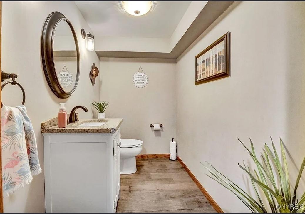 60 Kettle Run, East Aurora, NY 14052